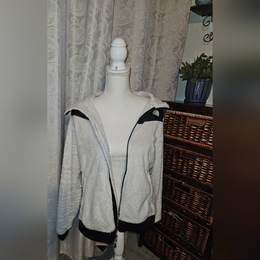 Northface fleece hooded jacket. Black/Cream women's size Large - Picture 5 of 14